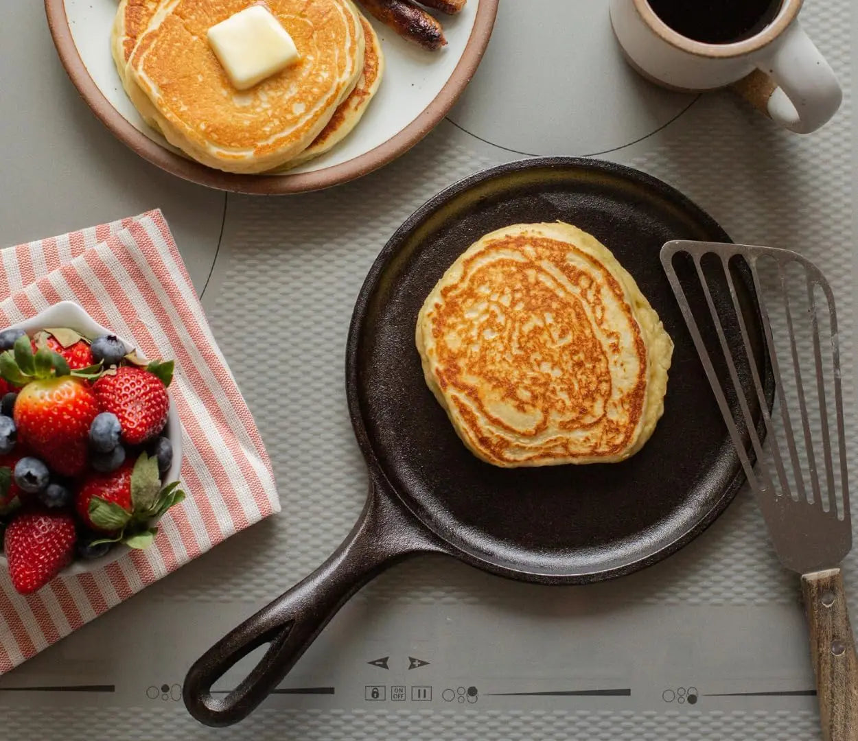 5-Piece Cast Iron Cookware Set, Pre-Seasoned for Even Heating & Versatile Cooking