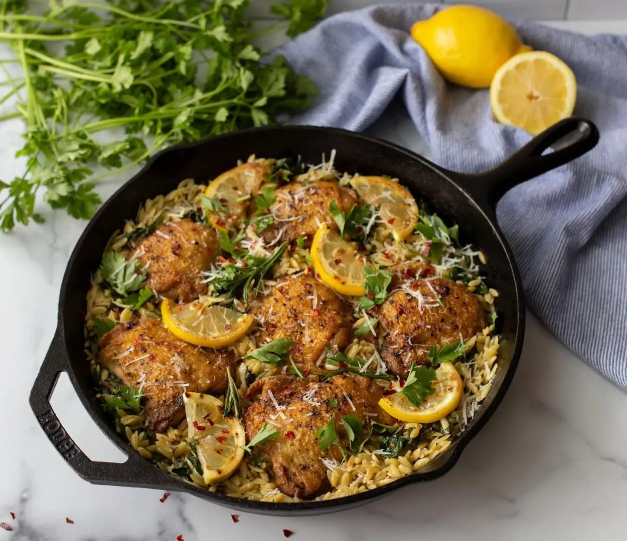 5-Piece Cast Iron Cookware Set, Pre-Seasoned for Even Heating & Versatile Cooking