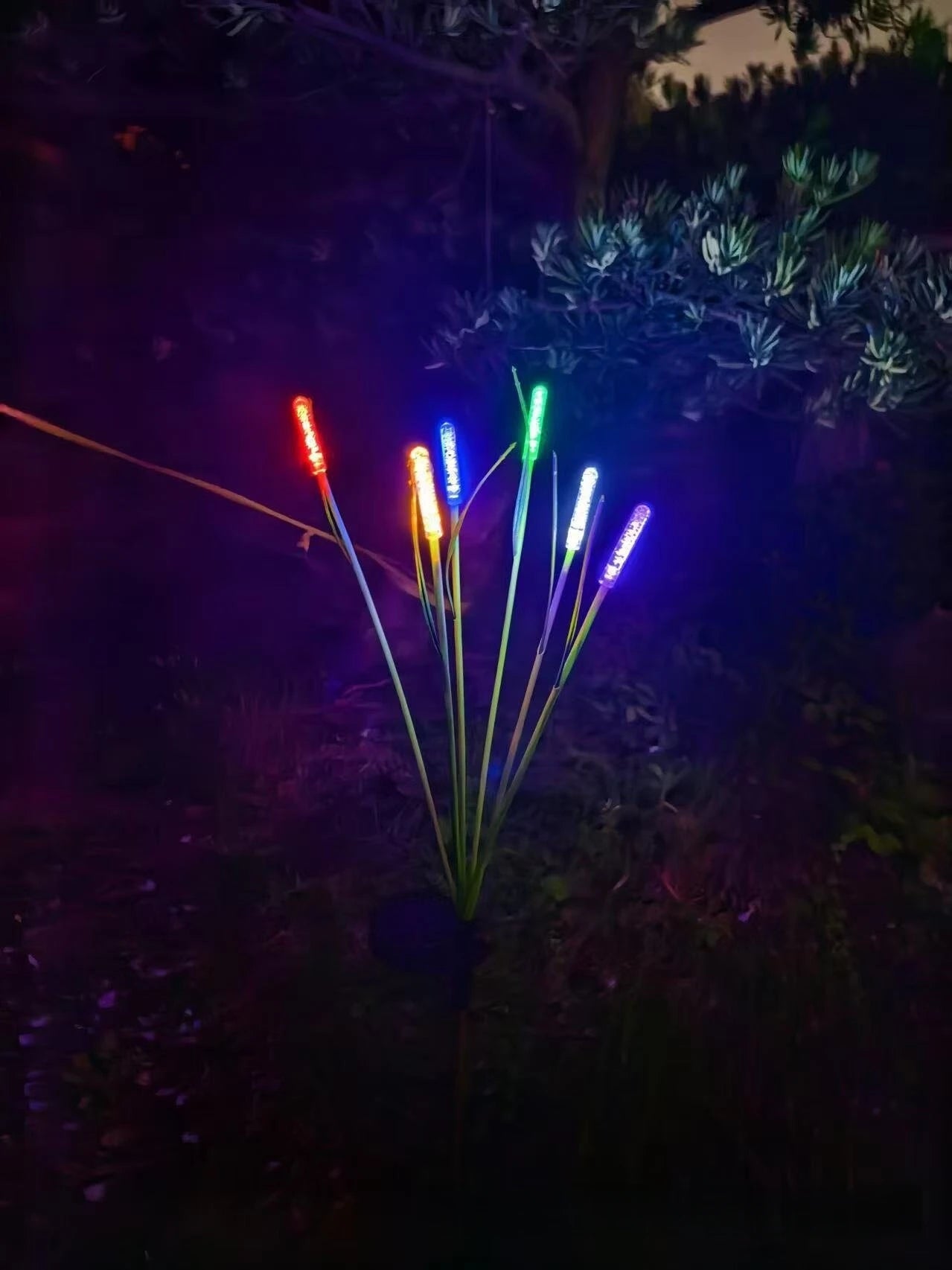 Solar Firefly Swaying Garden Light